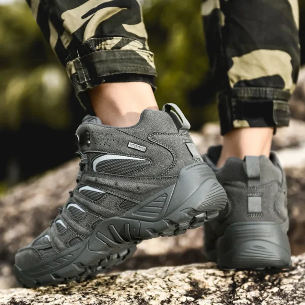 2024 Men Sneakers Tactical Breathable Combat Boots Outdoor Casual Boots Autumn New Shoes Light Non-slip Men Desert Ankle Boots